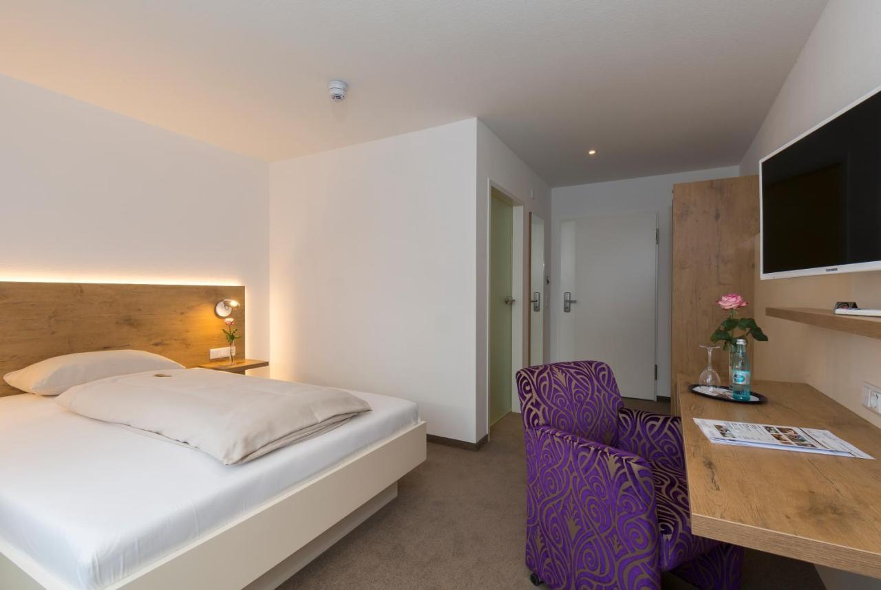 Hotel Hirsch Leonberg Kültér fotó