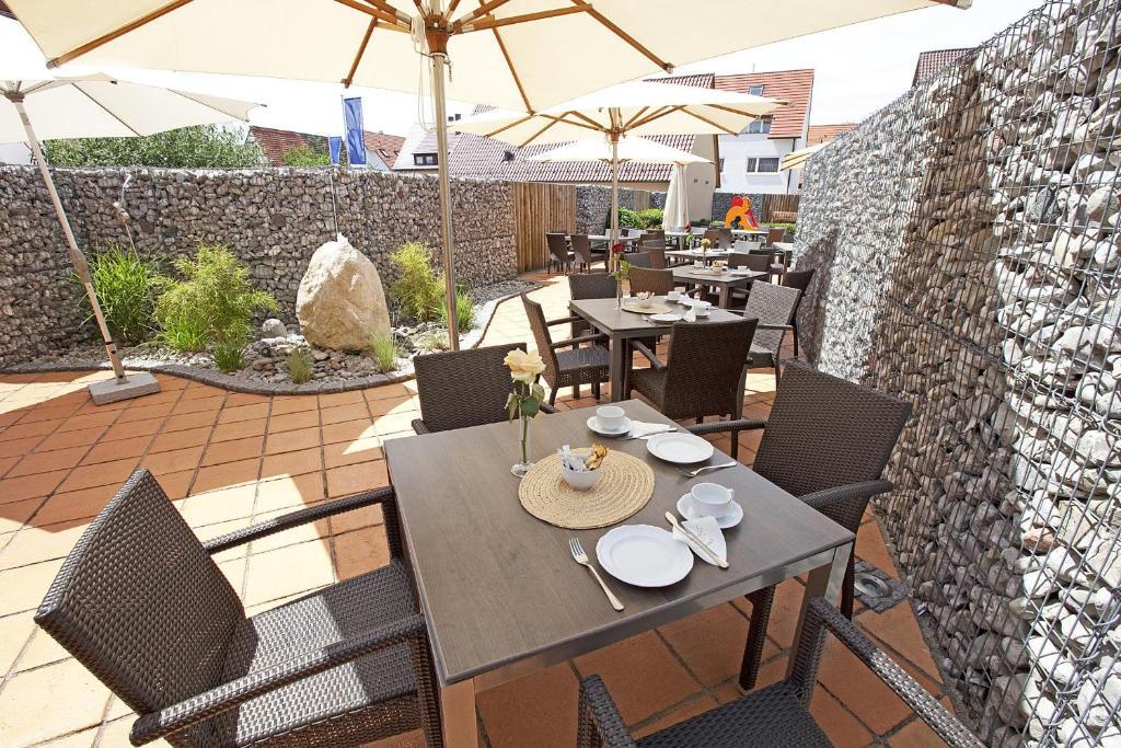 Hotel Hirsch Leonberg Kültér fotó
