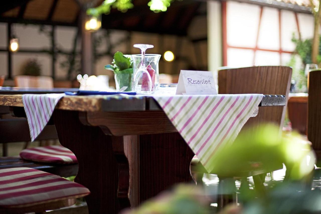 Hotel Hirsch Leonberg Kültér fotó